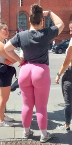 Thick fat German ass in pink leggings (OC, pics)
