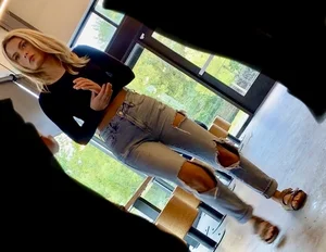 Blonde nice ass in jeans!( OC)