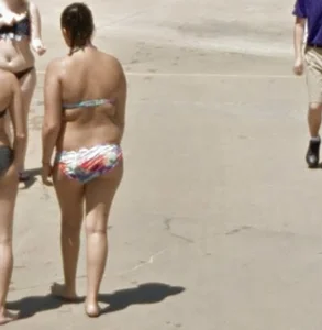 Waterpark MILFs 4