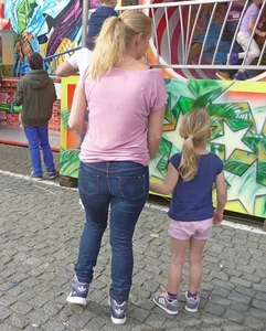 Street milfs in jeans