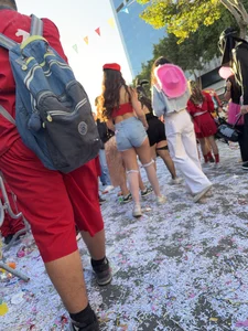 Carnival girls
