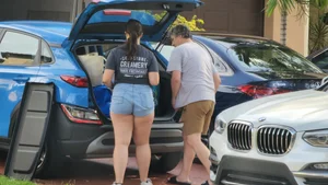 Neighbors PHAT ASS  in shorts