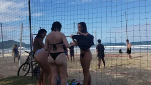 Brazillian beach creepshots, huge gallery of candid girls in swimsuits