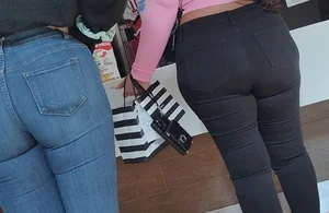 Sexy Chunky Latina