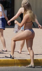 Bikini girls at Salt River Tubing in Arizona