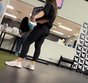 Petite trainer back in black (2nd post here, not sure if this is too many)