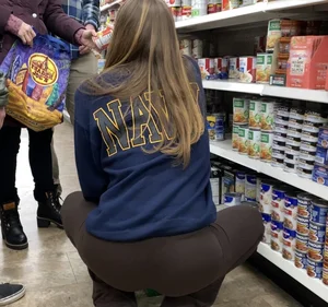 Beautiful College freshman chick *VTL and wedgie* bending over