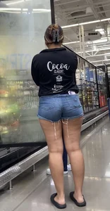 Sexy Latina ass in tight Jean shorts
