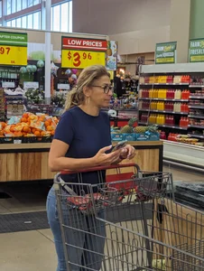 Milf in blue jeans