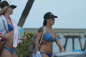Florida beach and bikini girls