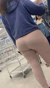 Thick Latina Milf In Pink Sweatpants!