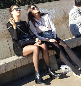 Hot Girls in Skirts, Pantyhose and Sunglasses City Park Candid Photos