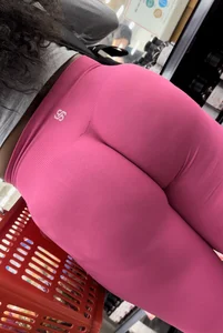 Ebony Ass Tighter than some vise-grips! (OC)