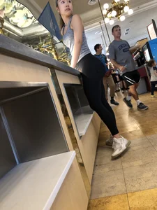 BUSTED! Teen SLUT lifts up her lulu bubble ass after she sees me to invite me to further creepshot