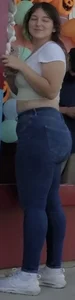 More hot pics of a great bubble ass in tight blue jeans