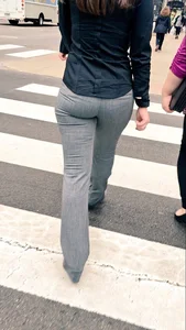 Booty in Tight Pants Street Candid Gallery