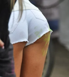 Ass Covered in Dry Paint - Holi Festival Candid