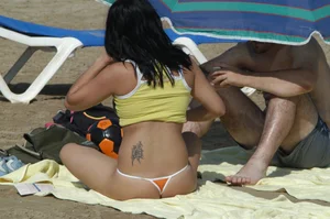 Sexy mature girls on Vilanova topless beach