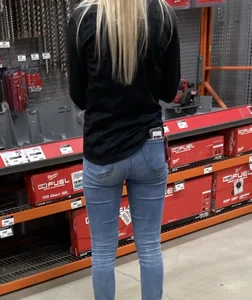 Slim Blonde in Blue Skinny Jeans Creepshot