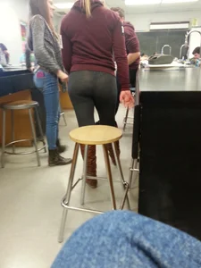 College teens in leggings and tight jeans