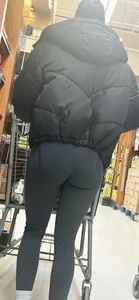 Petite tight booty‼️ (closeup + classic bendover)