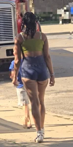 Babysitter Booty at 07:45