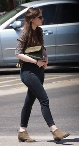Thick booty brunette with nice ass in tight black jeans