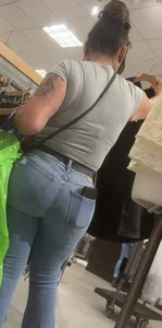 BBL Latina Milf in Hollister Jeans