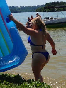 Pale white pawg in tiny bikini