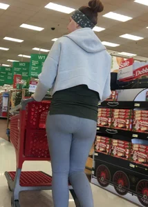 Oklahoma milf in grey leggings shopping at Target