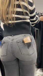 Latina MILF with the sweetest thick round ass in jeans