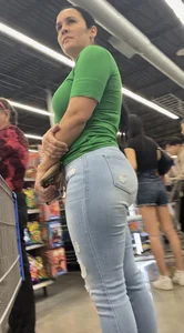 Hottest Latina Miami MILF  VPL in Tight Jeans (MEGAPOST)