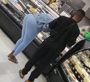 Phat ass ebony
