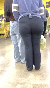 Insane Latina showing off