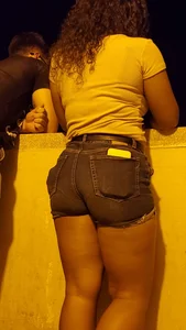 Friends ass l. She got a fat one