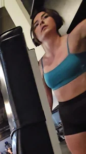 Juicy Babe at the Gym