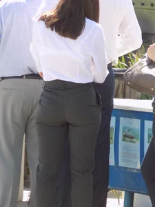 Hot chunky ass in tight pants street creepshots