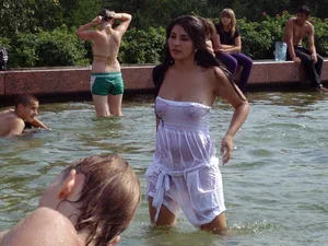 Candid tits and pokies