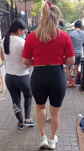 Booty Milf in Shiny Black Spandex