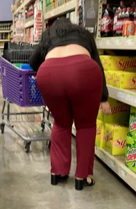 Fake thick Latina
