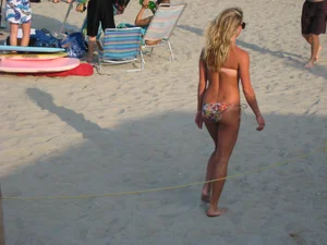 Mix of candid girls at the beach and in bikinis