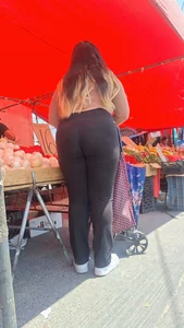 [oc]chubby phat ass latina in black leggings full panty line