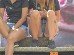 Some sexy Mercedes girls in short shorts