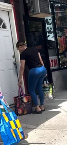 Huge ass bbl latina vpl blue leggings