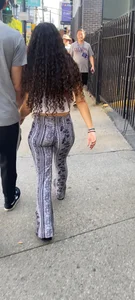 Flare pattern leggings