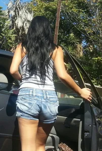Skinny Candid Girl in Denim Shorts With Nice Legs Getting Into Her Car Creepshot