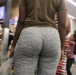 Nice Ebony booty