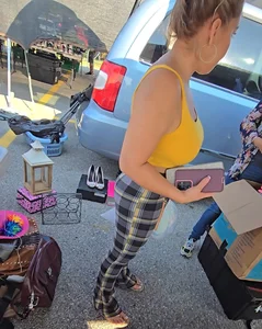 Phat Ass Milf Latina In Tight Plaid Leggings W/ Nice Tits🔥