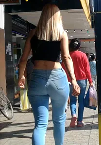 Blondie ass jeans perfect