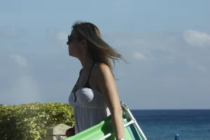 Deerfield Beach girls in bikinis